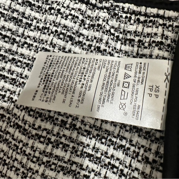 Banana Republic Tweed Peplum Blazer - Picture 3 of 4